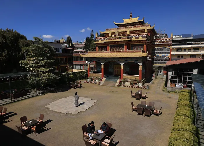 Hotel Dolmaling - Stay For Cause