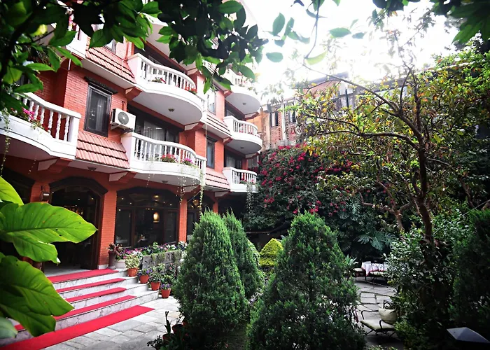 Hotel Nirvana Garden