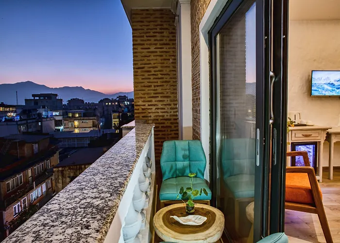Arushi Boutique Hotel
